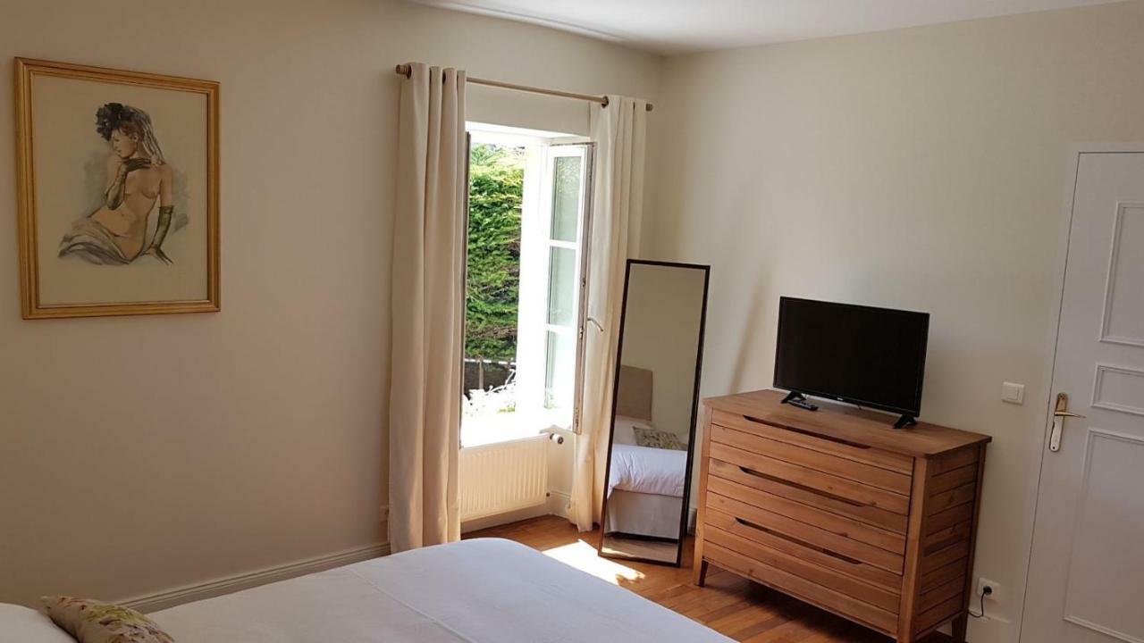 Chambre D'Hotes Liz'A Saint-Come-de-Fresne Exterior photo
